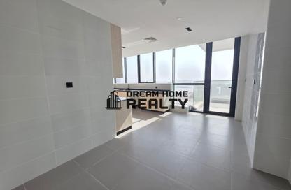 Apartment - 4 - 6 for rent in Sharjah Terraces - Al Khan Lagoon - Al Khan - Sharjah Apartment - 4 - 6 for rent in Sharjah Terraces - Al Khan Lagoon - Al Khan - Sharjah