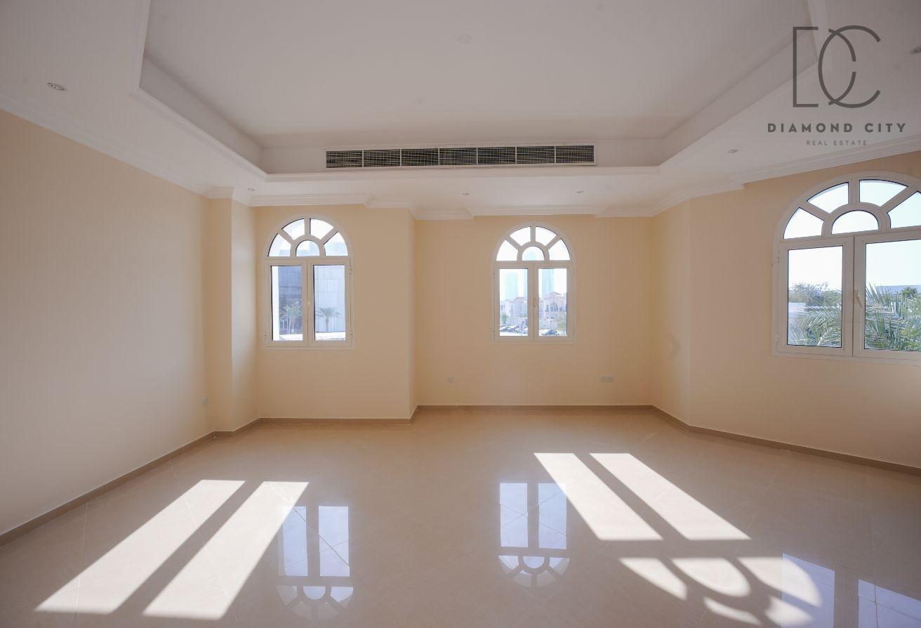 6-Bedroom Villa | Ready to Move | Prime Location photo 12
