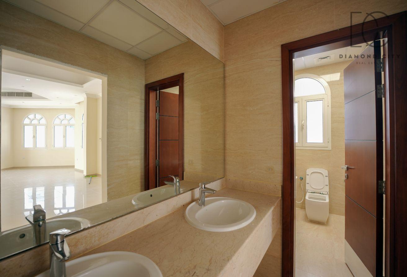 6-Bedroom Villa | Ready to Move | Prime Location photo 17