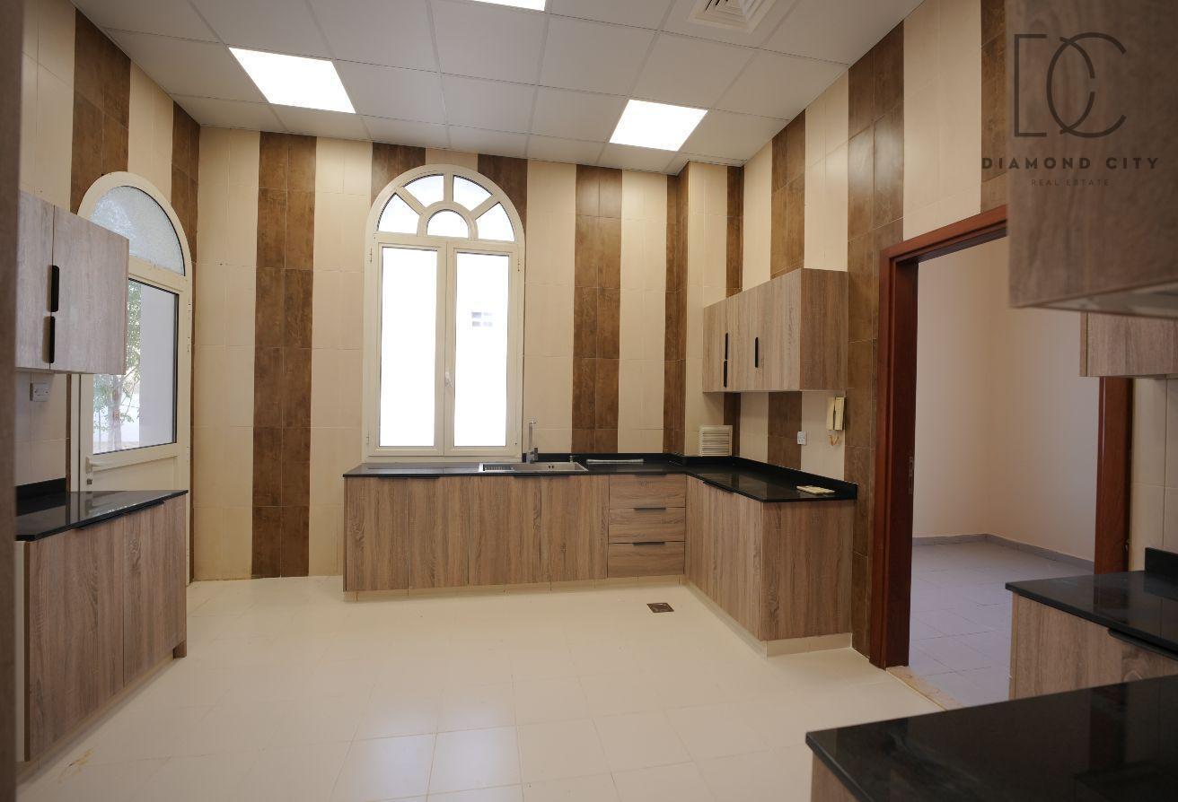 6-Bedroom Villa | Ready to Move | Prime Location photo 5