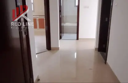 شقة - 2 غرف نوم - 3 حمامات للايجار في شارع التعاون الجديد - التعاون - الشارقة