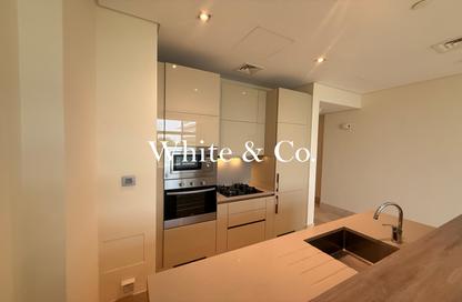 Apartment - 1 Bedroom - 2 Bathrooms for rent in The 8 - The Crescent - Palm Jumeirah - Dubai