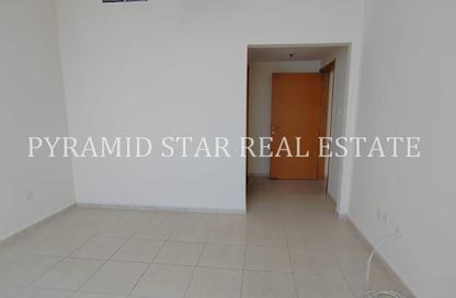 Apartment - 1 Bedroom - 2 Bathrooms for rent in Axis Residence 2 - Axis Residence - Dubai Silicon Oasis - Dubai
