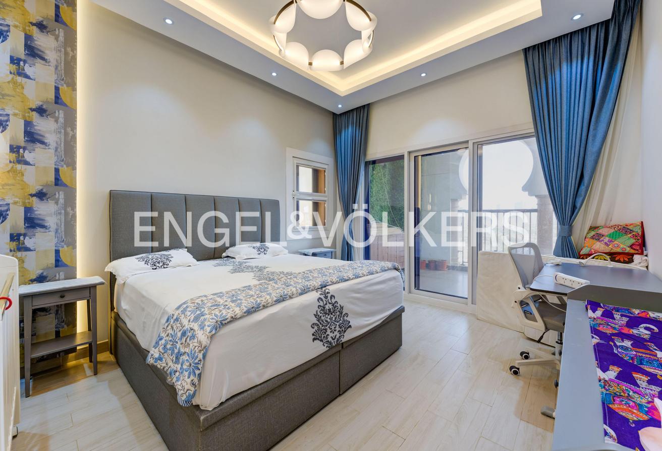 Fully Upgraded | Golf Course View | Bright photo 13