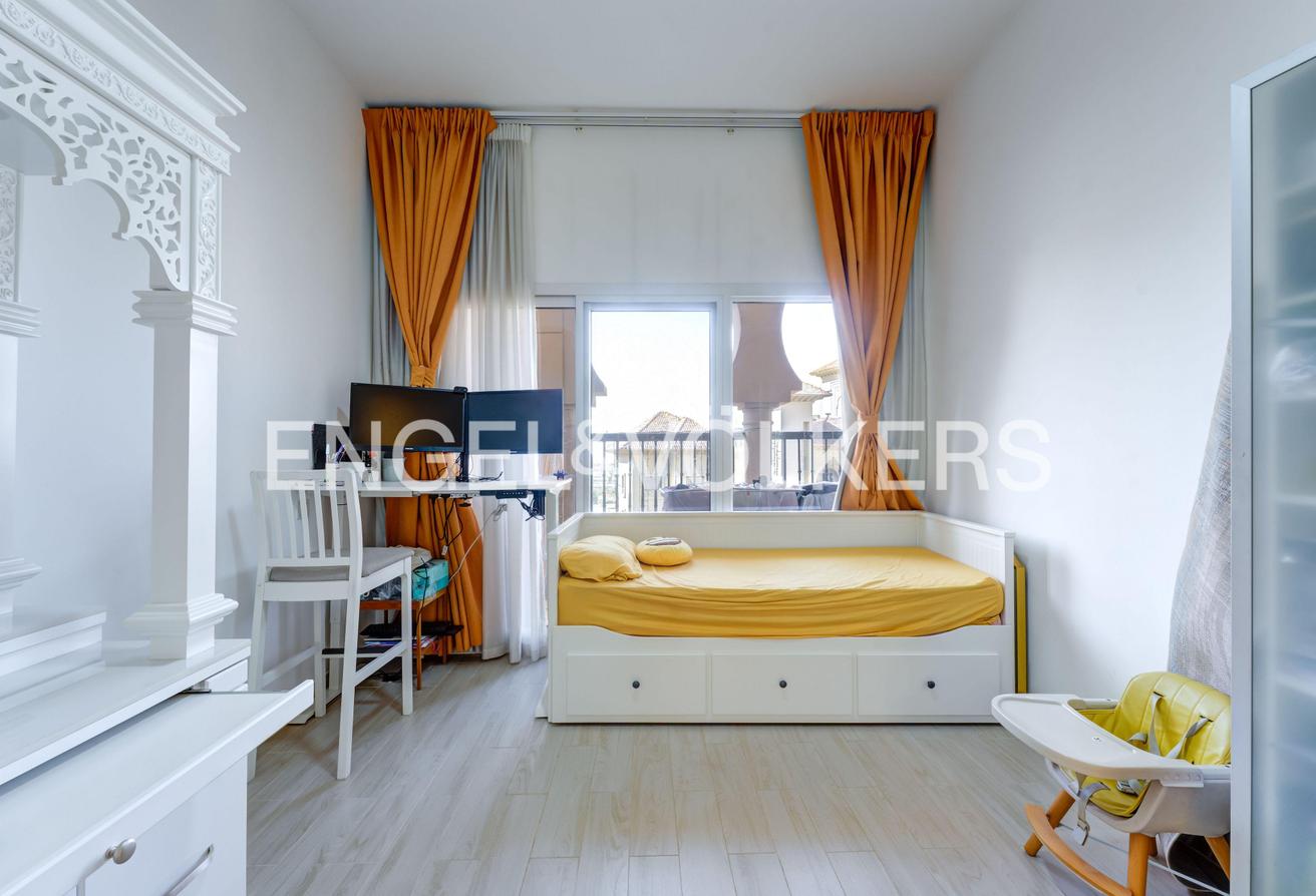 Fully Upgraded | Golf Course View | Bright photo 20