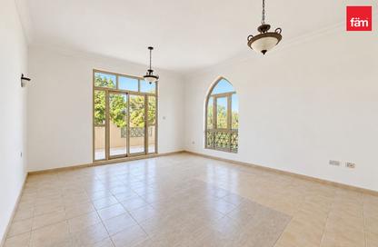 Villa - 4 - 5 for rent in Cluster 09 - Oasis Clusters - Jumeirah Islands - Dubai