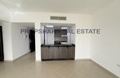 Apartment - 2 Bedrooms - 2 Bathrooms for rent in Tower 5 - Al Reef Downtown - Al Reef - Abu Dhabi