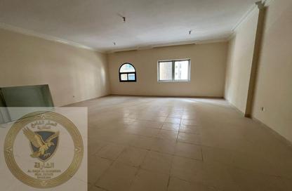 Apartment - 3 Bedrooms - 4 Bathrooms for rent in Qasimia 10 building - Al Mahatta - Al Qasimia - Sharjah