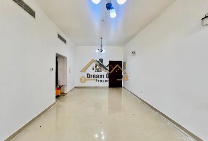 104121633 - Property Main Image