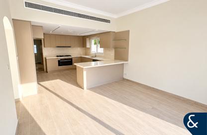 Villa - 5 - 6 for rent in Meadows 6 - Meadows - Dubai