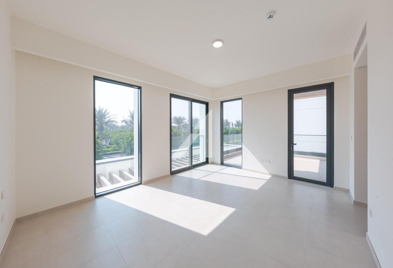 Brand New | Near Community Center | Easy Access photo 4
