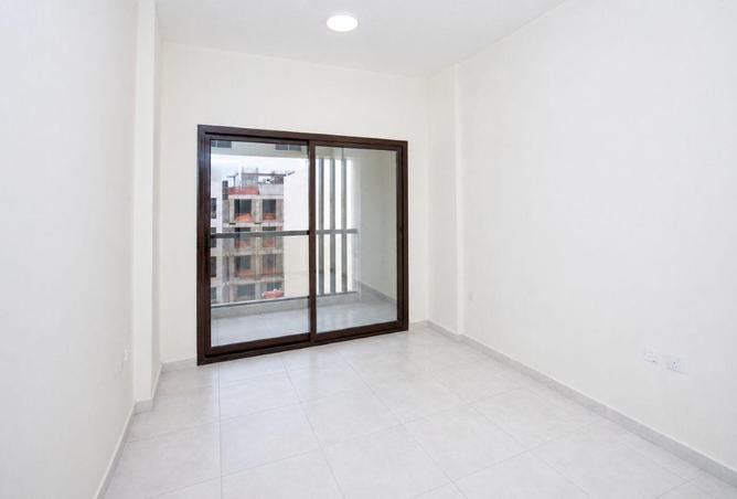 83227812 - Property Image 2