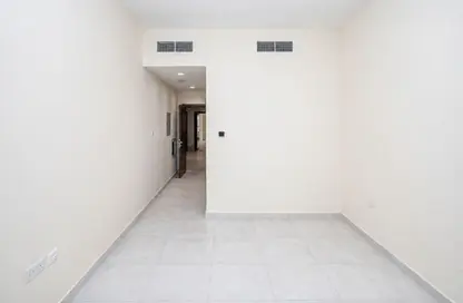 Apartment - Studio - 1 Bathroom for rent in Al Karama - Dubai