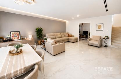 Villa - 3 Bedrooms - 3 Bathrooms for rent in Springs 10 - The Springs - Dubai