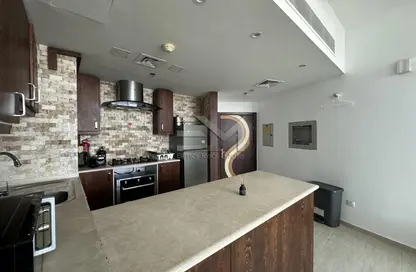 Apartment - 1 Bedroom - 2 Bathrooms for rent in Zenith A2 Tower - Zenith Towers - Dubai Sports City - Dubai