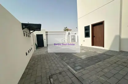 Villa - 4 Bedrooms - 7 Bathrooms for sale in Fay Al Reeman II - Al Shamkha - Abu Dhabi