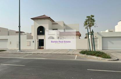 Villa - 4 Bedrooms - 7 Bathrooms for sale in Fay Al Reeman II - Al Shamkha - Abu Dhabi