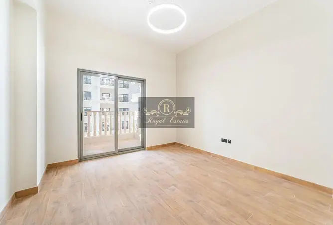 98270485 - Property Image 3