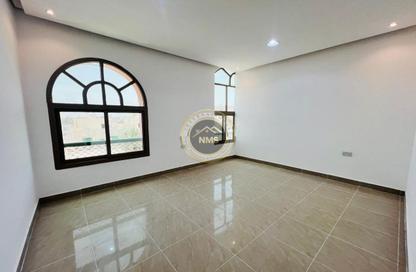 Apartment - 1 Bedroom - 2 Bathrooms for rent in Al Mushrif Villas - Al Mushrif - Abu Dhabi Apartment - 1 Bedroom - 2 Bathrooms for rent in Al Mushrif Villas - Al Mushrif - Abu Dhabi