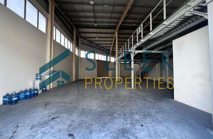 Warehouse - Studio for rent in Dubai Investment Park 1 (DIP 1) - Dubai Investment Park (DIP) - Dubai