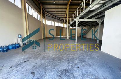 Warehouse - Studio for rent in Dubai Investment Park 1 (DIP 1) - Dubai Investment Park (DIP) - Dubai