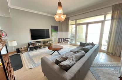 Apartment - 2 Bedrooms - 3 Bathrooms for rent in Al Sarrood - Shoreline Apartments - Palm Jumeirah - Dubai