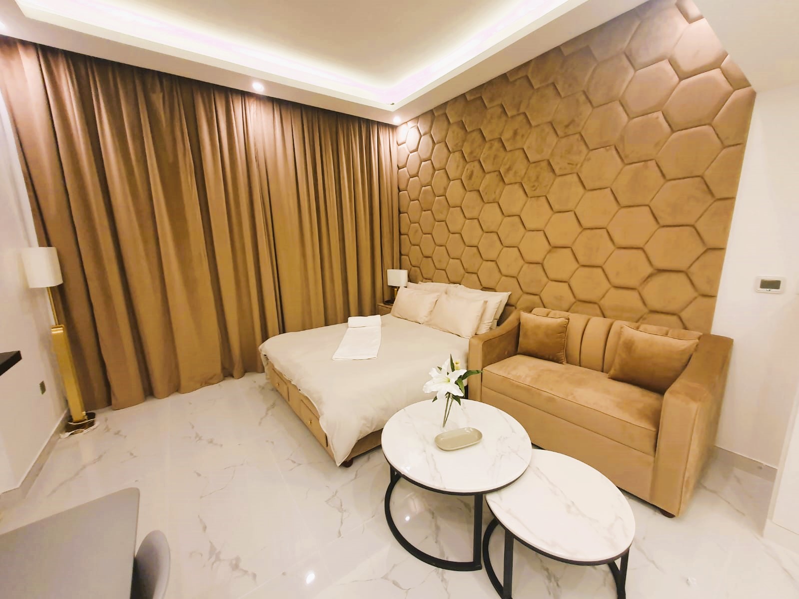 AZIZI Roy Mediterranean