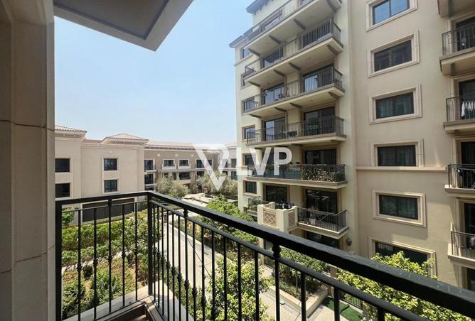 2-bed apartment in Qamar 8 · Maid's room · Community view — photo 3