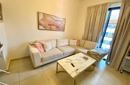 شقة - غرفة نوم - 2 حمامات للايجار في بن غاطي روز - منطقة 15 - قرية جميرا الدائرية - دبي