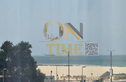 Apartment - 1 Bedroom - 2 Bathrooms for rent in Corniche Tower - Ajman Corniche Road - Ajman