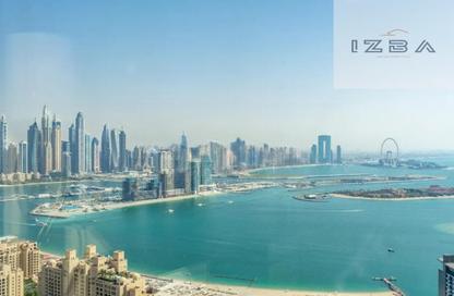 Apartment - Studio - 1 for rent in The Palm Tower - Palm Jumeirah - Dubai