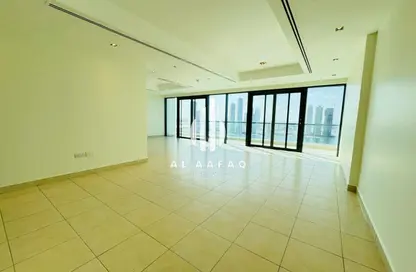 Apartment - 3 Bedrooms - 5 Bathrooms for rent in Al Khan Corniche - Al Khan - Sharjah