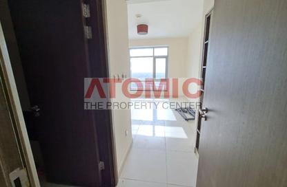 Apartment - 1 Bedroom - 2 Bathrooms for rent in The Lofts West - The Lofts - Downtown Dubai - Dubai