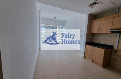 Apartment - 1 Bedroom - 1 Bathroom for sale in Mayfair Tower - Business Bay - Dubai