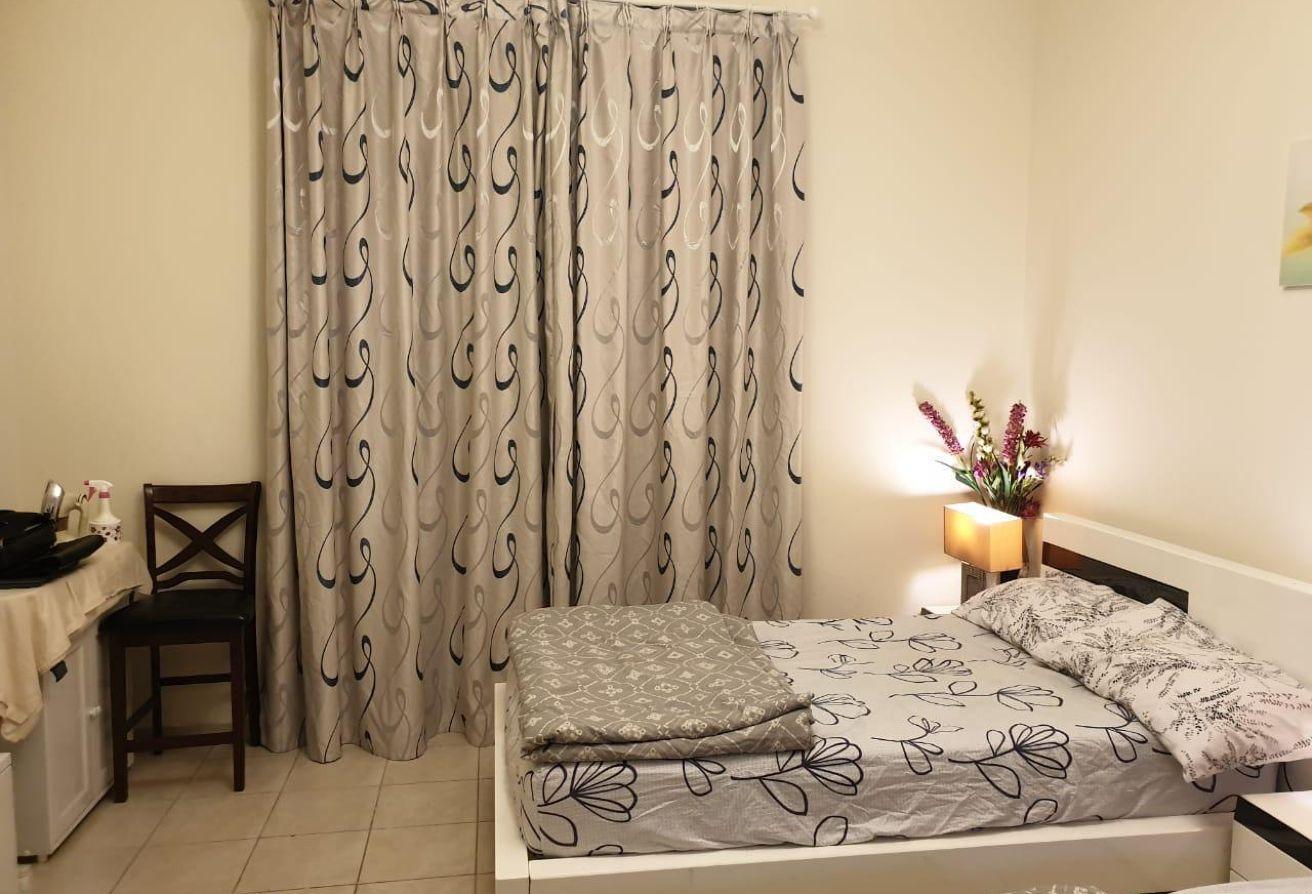 FULLY FURNISHED STUDIO WITH BALCONY photo 2