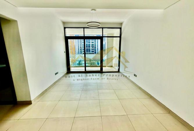 127493100 - Property Main Image