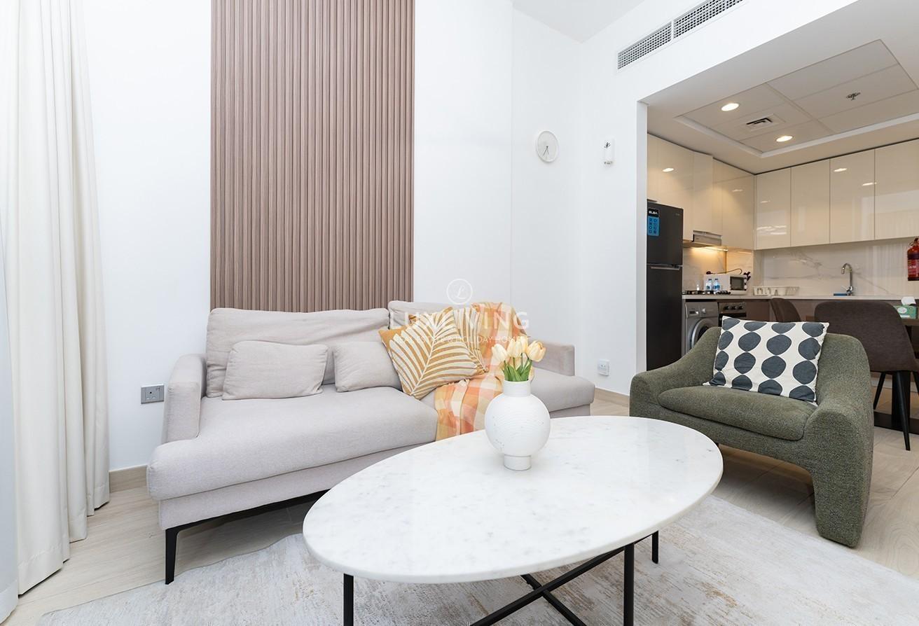 Downtown Skyline View | Fully Furnished | Vacant photo 6
