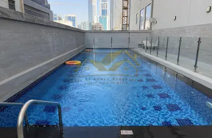 شقة - 2 غرف نوم - 3 حمامات للايجار في جميرا جاردن سيتي - السطوة - دبي