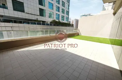 Apartment - 1 Bedroom - 2 Bathrooms for rent in Liwa Heights Tower - Barsha Heights (Tecom) - Dubai