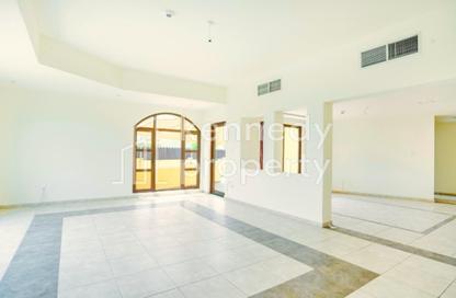 Villa - 4 Bedrooms - 5 Bathrooms for rent in Sas Al Nakheel Village - Sas Al Nakheel - Abu Dhabi