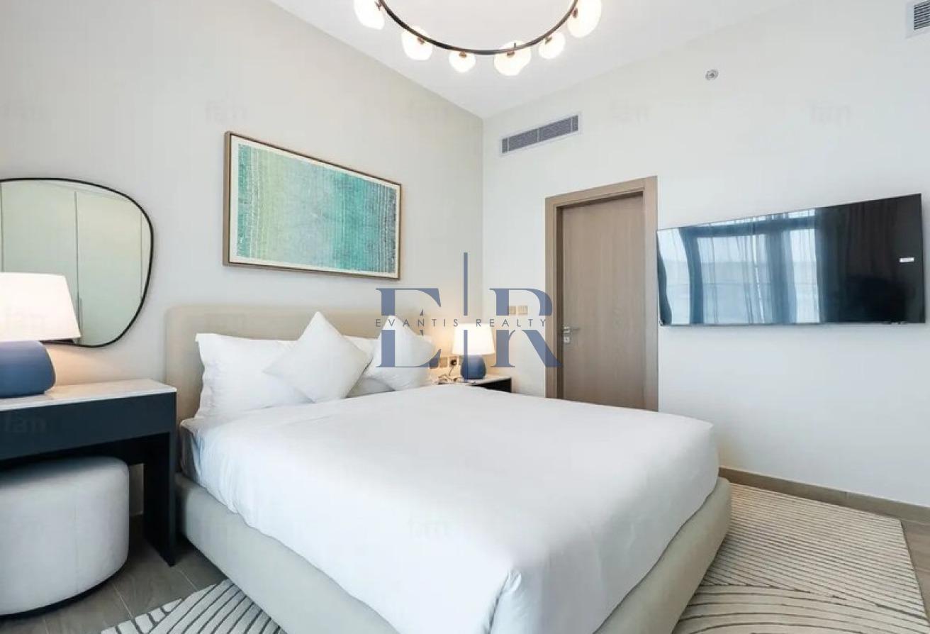 SPACIOUS UNIT / NO AGENT photo 3