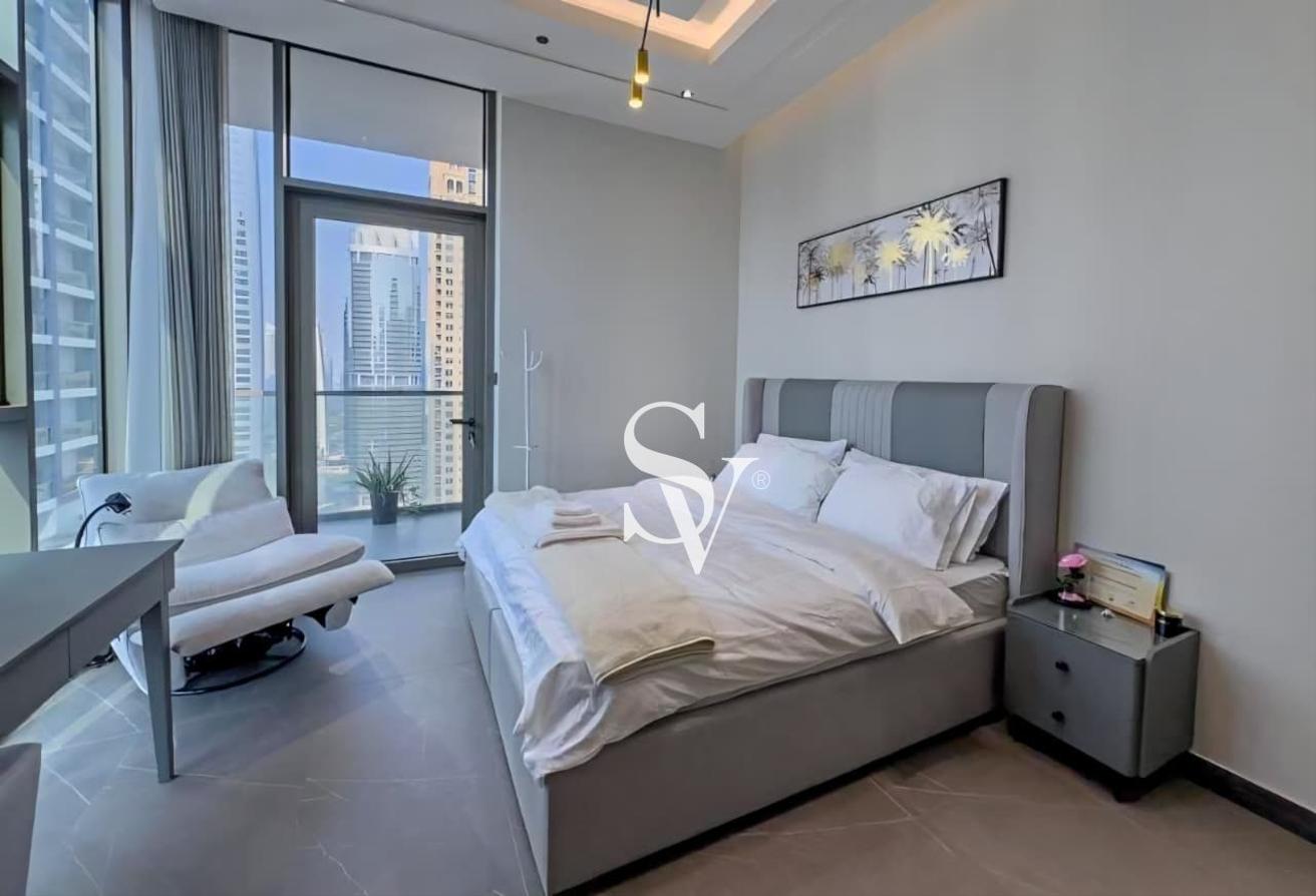 Ultra Luxury | Furnished | Prime JLT | Spacious photo 5