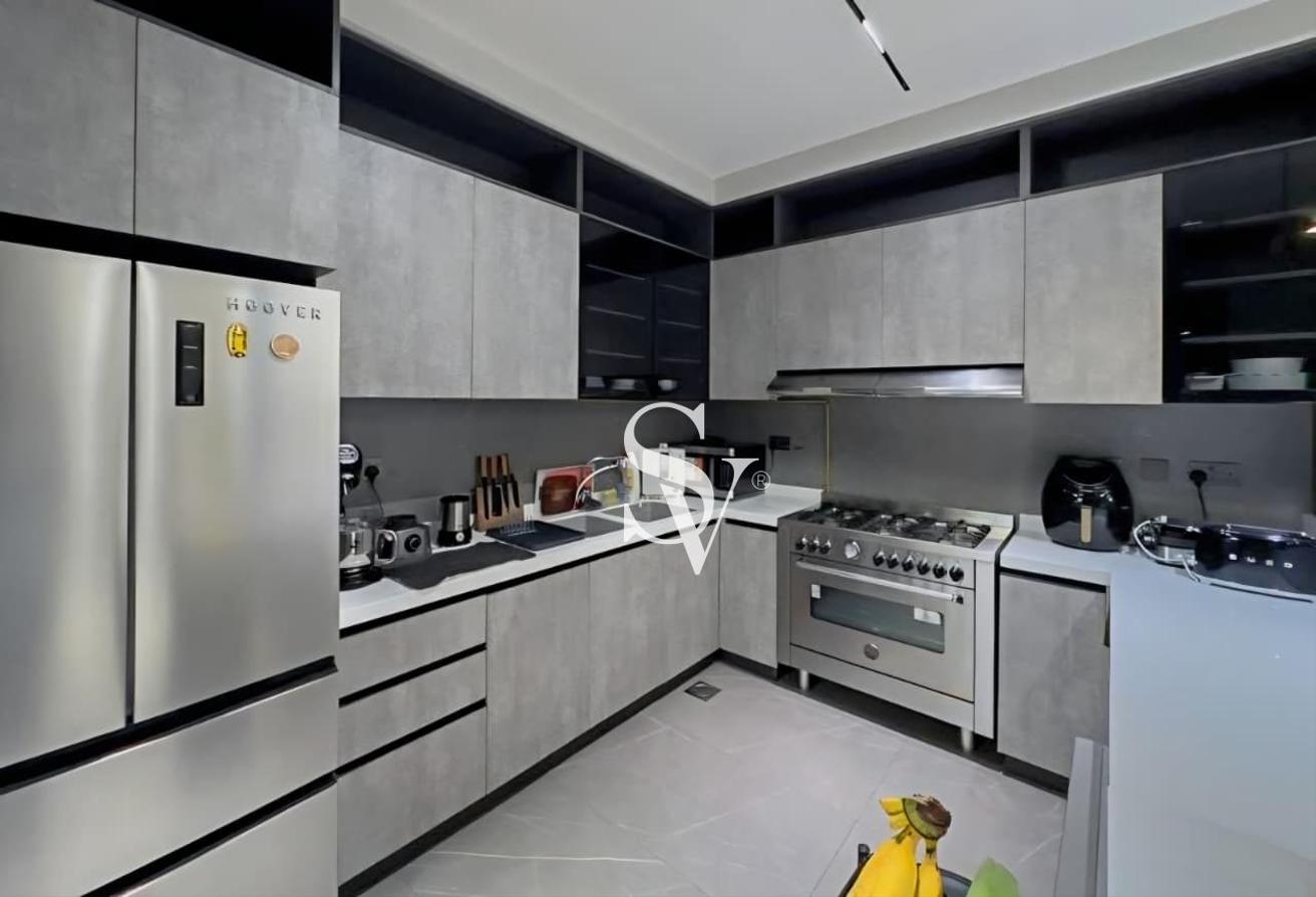 Ultra Luxury | Furnished | Prime JLT | Spacious photo 2