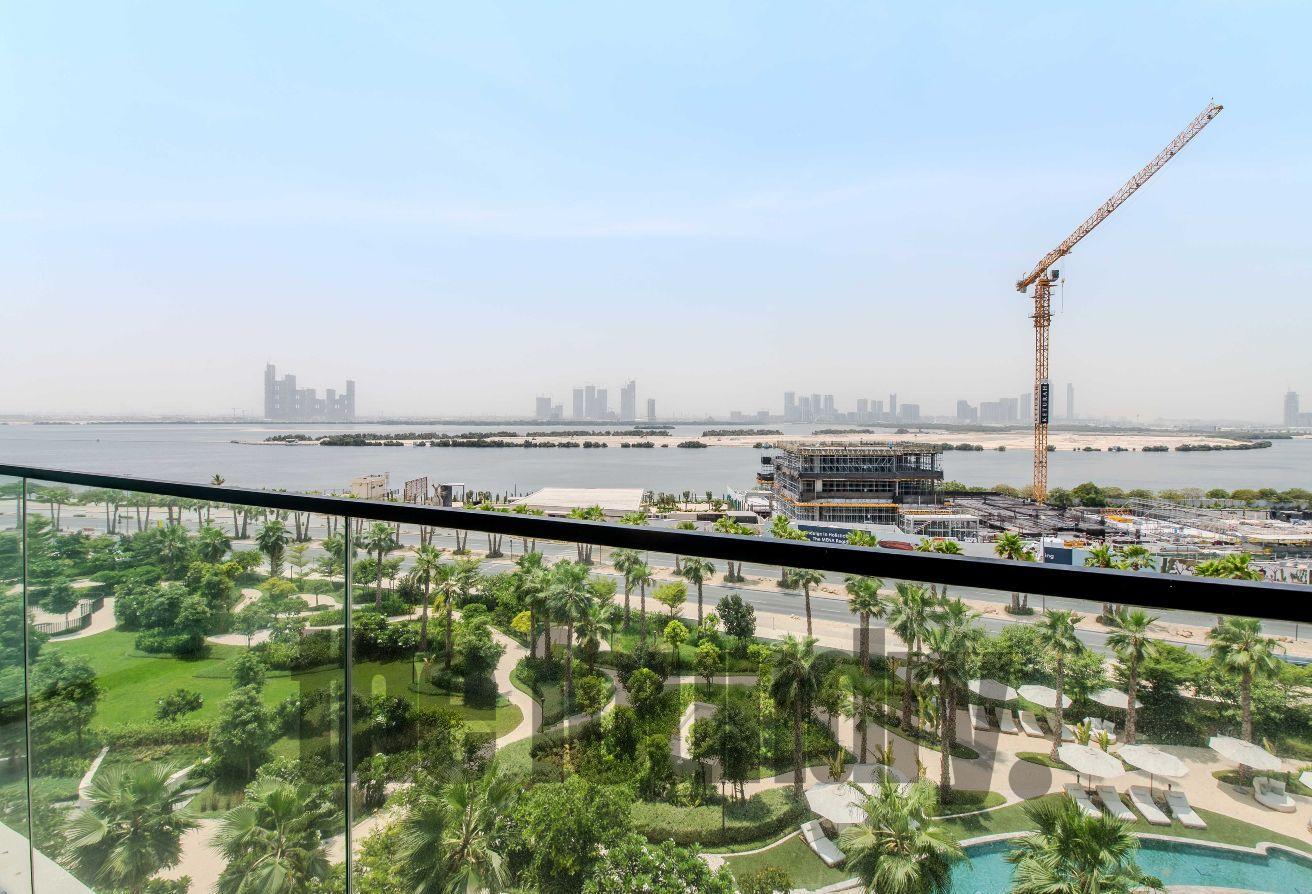 Luxury Furnished Home | Creek & Burj Khalifa Views photo 15