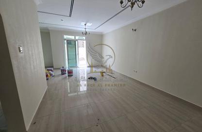 Apartment - 3 - 4 for rent in Al Qulaya'ah - Al Sharq - Sharjah