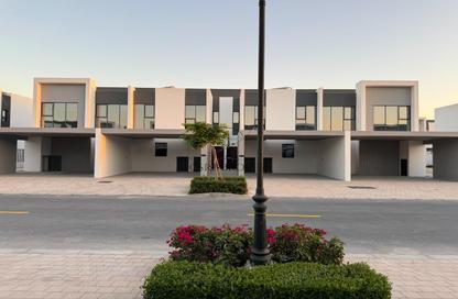 Townhouse - 3 Bedrooms - 4 Bathrooms for rent in La Rosa - Villanova - Dubai