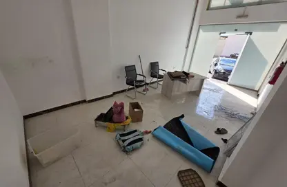 متجر - استوديو للايجار في فلل الروضة 3 - 3  الروضة - الروضة - عجمان