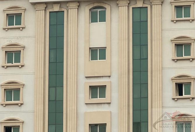 63642402 - Property Main Image