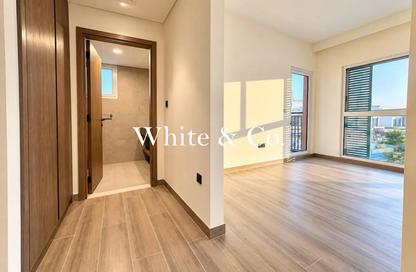 Townhouse - 5 - 6 for rent in Nice - Damac Lagoons - Dubai