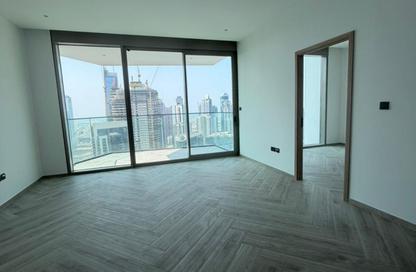 Apartment - 1 - 1 for rent in Peninsula Three - Peninsula - Business Bay - Dubai